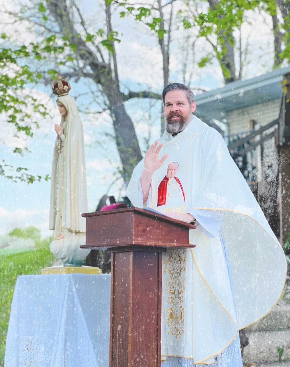 Father Chris Klusman, JP2 Men’s Group Chaplin, at MCG’s May Crowning Event